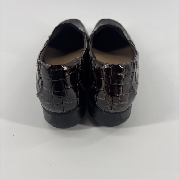 Clarks Gael Angora Brown Croc Embossed Leather Comfort Loafers 7M Shoes - Picture 4 of 9